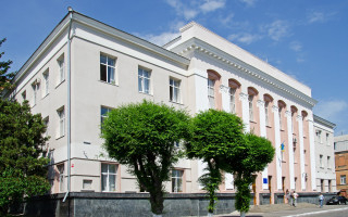 3 роки ув'язнення замість іспитового строку: новий вирок для вінничанина, який закликав «разделить» Україну