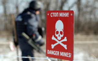 Стало відомо, скільки коштуватиме розмінування території України