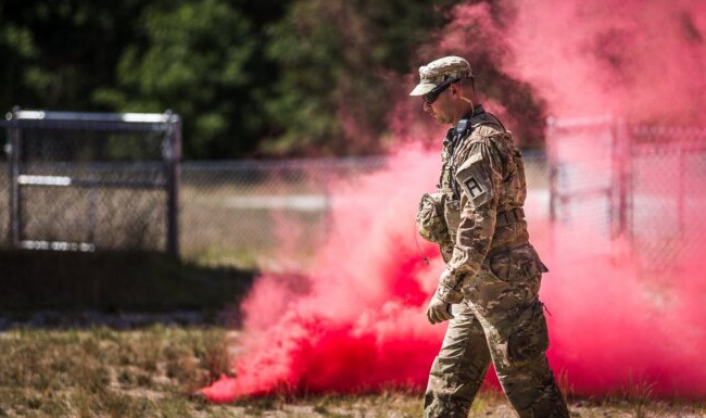 Латвія узаконила обов'язковий військовий призов
