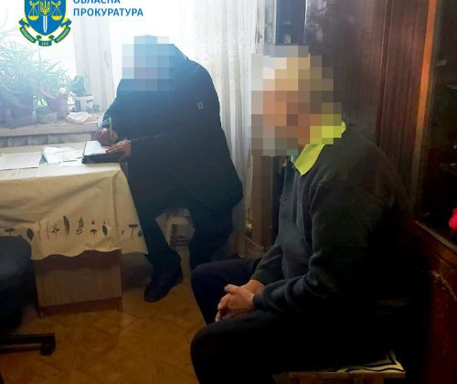 У Дніпрі священник УПЦ (МП) розбещував рідних доньок: йому повідомили про підозру