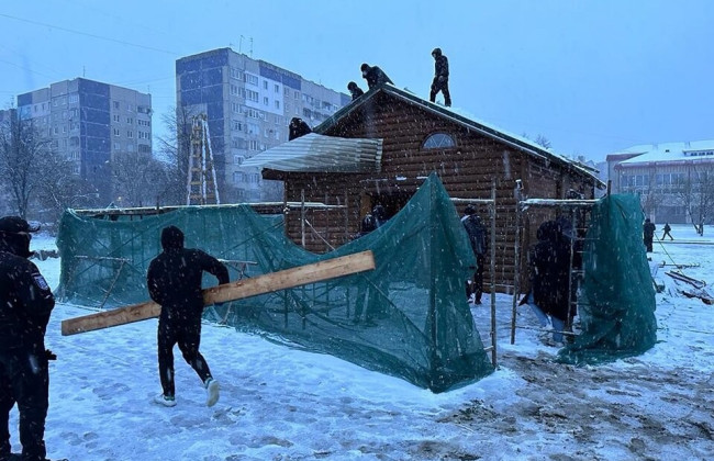 У Львові почали демонтаж незаконно збудованої церкви УПЦ МП: фото і відео