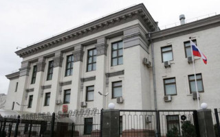 В Киеве собираются «выселить» посольство россии