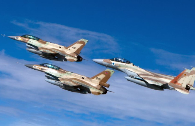 Израиль нанес удары по сектору Газа, видео