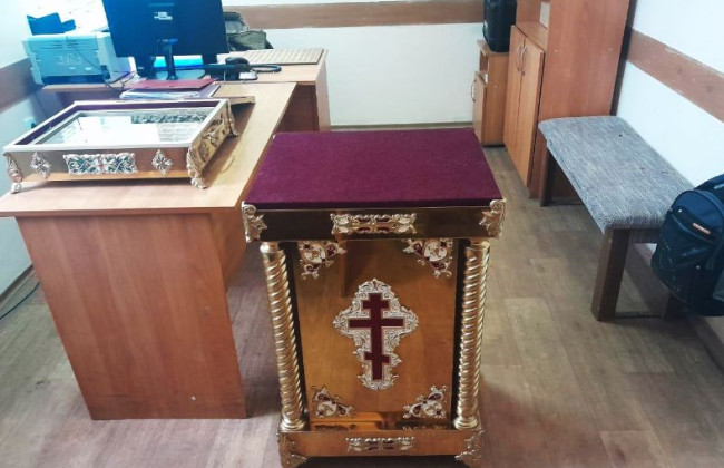 Из Украины пытались вывезти мощи 80 святых, видео