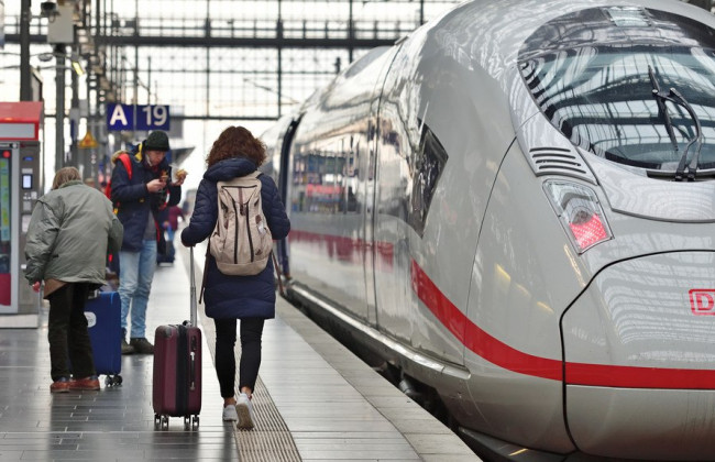 Для громадян України продовжили до кінця травня безкоштовний проїзд до Німеччини поїздом Перемишль — Ганновер