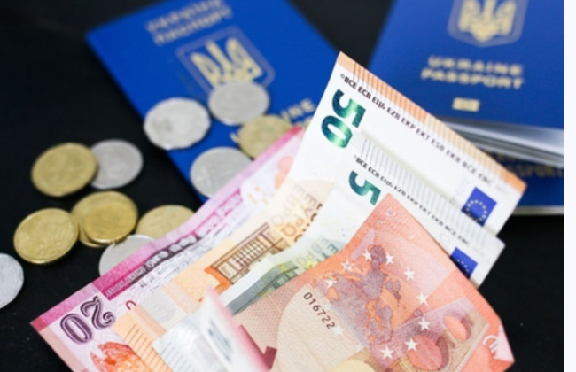 Рада может освободить украинских беженцев от обязанности декларировать помощь от иностранных государств