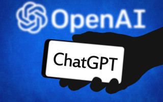 ChatGPT обвинил известного американского профессора в притязаниях: тот планирует подать в суд