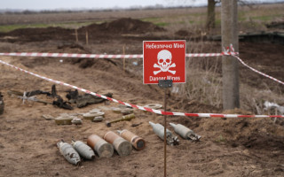 Украина будет производить оборудование для разминирования, — Камышин