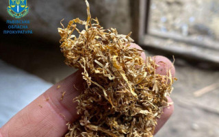 Сбывали фальсифицированный табак: в Одесской области разоблачили подпольный цех с ежемесячной прибылью в 12 млн грн