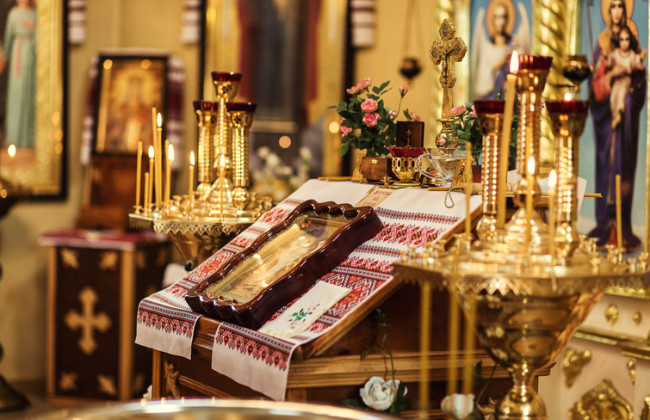 В КГГА призвали жителей Киева отдать предпочтение онлайн-трансляциям богослужений во время Пасхальных праздников