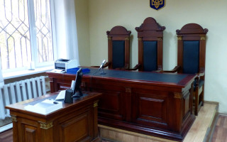 Чому місцеві суди відкладали розгляд кримінальних справ у 2022 році – Верховний Суд назвав причини