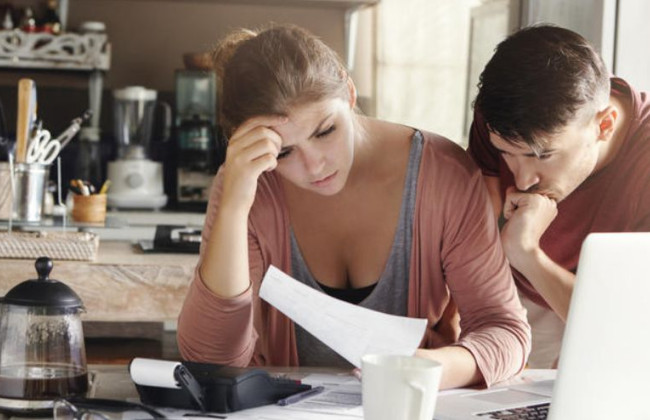 Парламент уточнив, з кого під час війни не стягується заборгованість за житлово-комунальні послуги в примусовому порядку