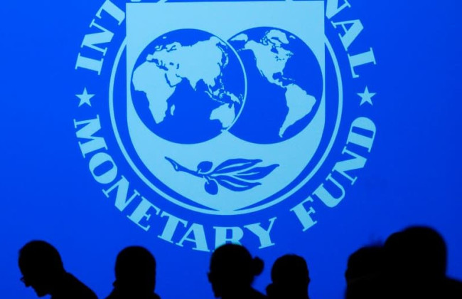 МВФ решит судьбу закона о возврате доплаты 30 тысяч военным и ограничении зарплат в 67 тысяч грн чиновникам