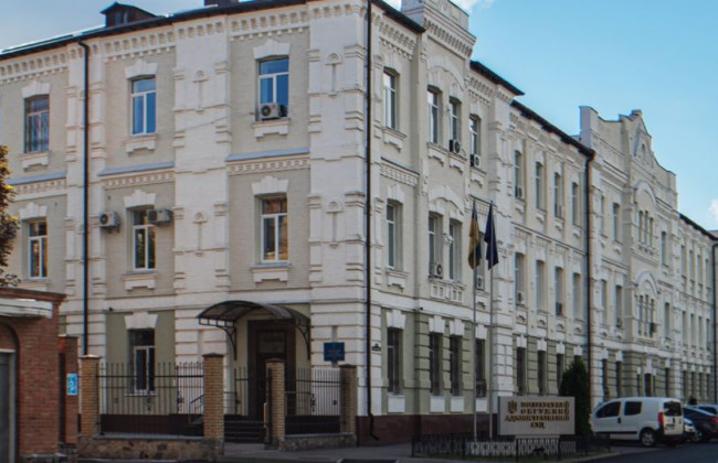 Полтавський окружний адмінсуд повідомив про наявність вакантних посад