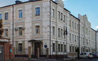 Полтавський окружний адмінсуд повідомив про наявність вакантних посад