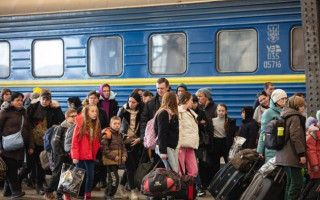 Дончан призывают воздержаться от возвращения домой