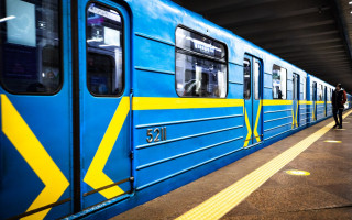 В Киеве изменилась работа вестибюлей станции метро «Минская»
