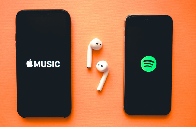 Universal Music Group просит Spotify и Apple Music запретить искусственному интеллекту доступ к своей музыке