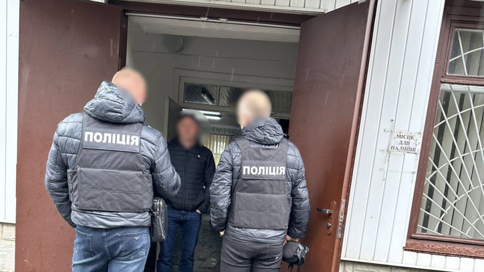 В Полтаве чиновник ритуальной службы наладил «бизнес» на похоронах военных