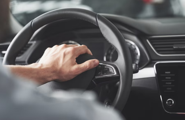 Як призначити належного користувача автівки, аби за вчинення правопорушень відповідав той, хто був за кермом