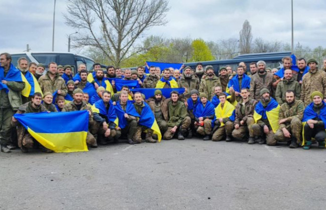 Великодній обмін полоненими: з’явилися подробиці та відео