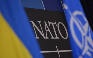 Украина де-факто стала членом НАТО, осталось принять политическое решение, — Резников