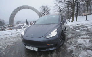 Tesla Model 3 продали за 5 тисяч грн: Рахункова палата виявила причини недонадходження військового збору до держбюджету