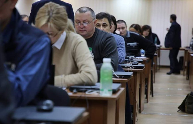 Велика Палата ВС вирішила, що спір про зобов’язання ВККС внести зміни у нормативні акти щодо кваліфоцінювання не підлягає судовому розгляду