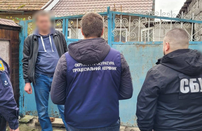 Збитки у майже 1 млн гривень на купівлі сміттєвозу: директору та менеджеру комунального підприємства повідомили про підозру