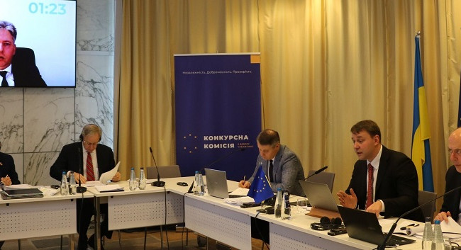 «Кандидат обладает навыками письменной коммуникации», – стало известно, чем руководствовалась Конкурсная комиссия, когда отбирала 32 кандидата в ВККС