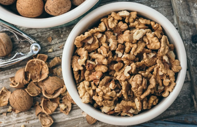 В Одеську область потрапили небезпечні горіхи: що слід знати