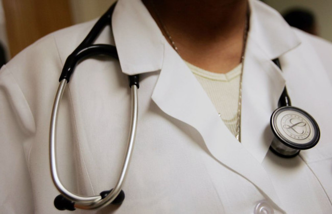 Медики могут трудоустроиться в других учреждениях здравоохранения в регионах временного проживания