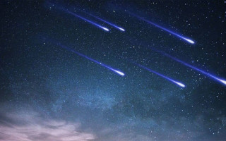 Вспышка в небе над Киевом: Государственное космическое агентство предоставило новые детали
