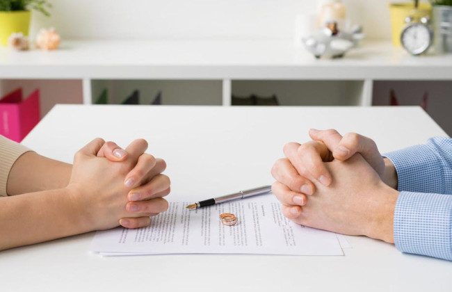 Як розлучитися під час війни і чи треба для цього військовий квиток: роз’яснення Мін’юсту