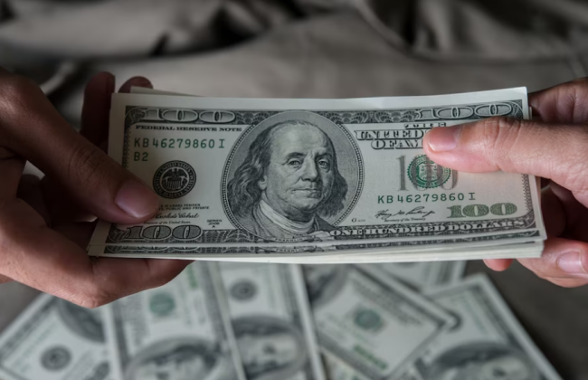 Банки продаватимуть на 20% більше готівкової валюти від купленої безготівкової