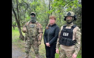 СБУ викрила «завідувачку» водними ресурсами та «працівницю» пенсійного фонду, які працювали на окупантів на Херсонщині