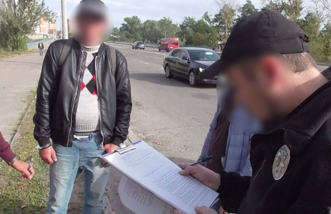 Пытался переложить вину на знакомого: в Сумах мужчину осудили за сбыт ручных осколочных гранат