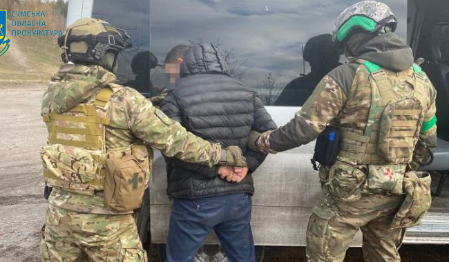 Забили ногами до смерті та кинули у водокачку: на Сумщині 19-річного юнака засудили за вбивство пенсіонера