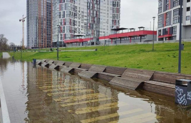 В Киеве поднимается вода третий день подряд, - КМВА