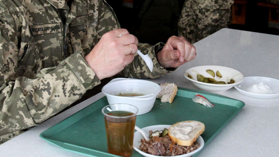 В Минобороны отреагировали на материалы со сравнением цен на закупку продуктов питания для ВСУ и отдельной воинской части ГУР