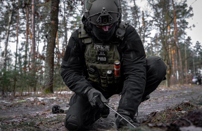 В Польше обнаружили обломки объекта, похожего на ракету «воздух-земля»: подробности