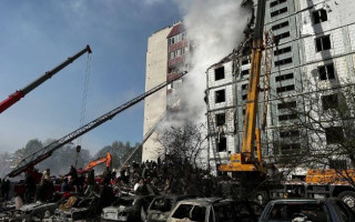 Ракетний удар по багатоповерхівці в Умані: кількість жертв знову зросла