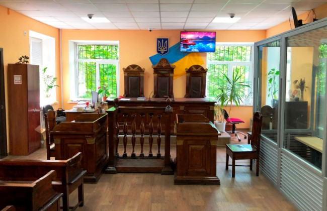 Истец решил рассказать судье, как рассматривать дело, но получил только неприятности