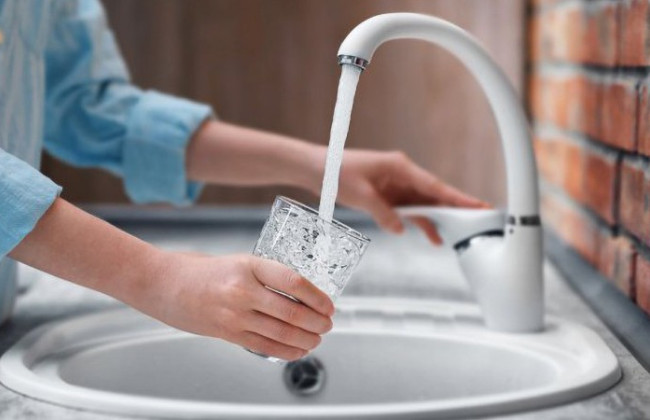 У Києві на Лівому березі знизили тиск у водопровідній мережі через пошкодження