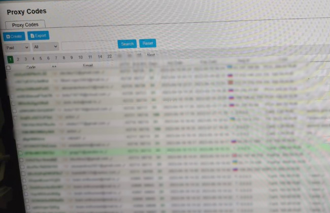 Помогали россиянам выдавать себя за украинских пользователей мобильного Интернета: разоблачен полтавчанин и его сообщник