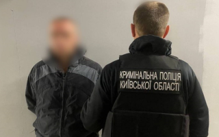 18 ножових поранень: на Київщині чоловік вбив знайомого і кинув вмирати на вулиці