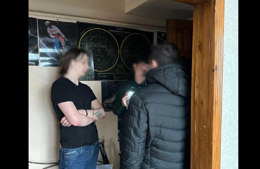 Сбывал вредоносное программное обеспечение для контроля над веб-ресурсами: на Буковине местному жителю сообщили о подозрении