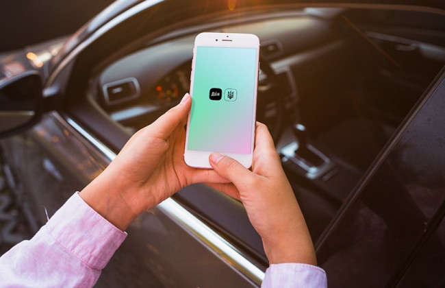 Реєстрація авто в салоні, номери онлайн та купівля-продаж в «Дії»: у МВС анонсували новації