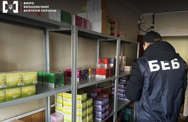 На Одещині припинили великий канал постачання електронних цигарок