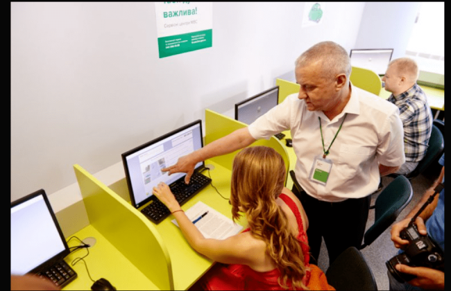 Для сдачи водительского экзамена нужно будет пройти идентификацию лица, — глава МВД Игорь Клименко